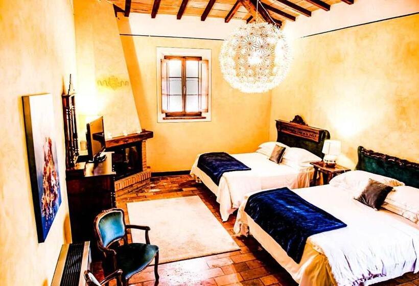 Семейный Номер, Lachiusa Tuscany