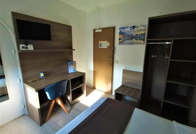 חדר סטנדרט, Logis Hotel Le Relais De La Poste Restaurant Le Fil Du Temps