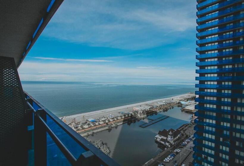 استودیوی استاندارد با چشمانداز دریا, High Class Aparthotel In Orbi City Batumi