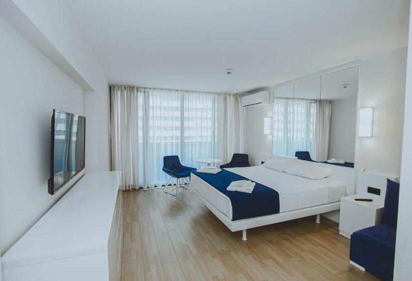 استودیوی استاندارد با چشمانداز دریا, High Class Aparthotel In Orbi City Batumi