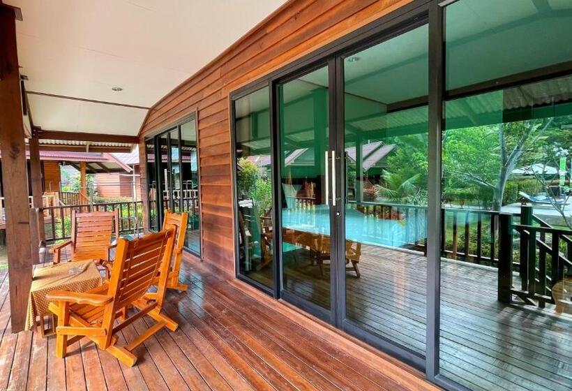 Семейное Бунгало, Koh Yao Seaview Bungalow