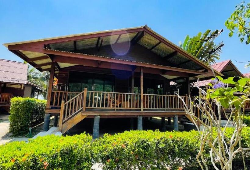 Семейное Бунгало, Koh Yao Seaview Bungalow