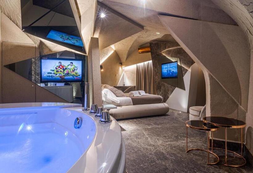 اتاق استاندارد با تخت بزرگ, Le Suites Del Duomo Luxury