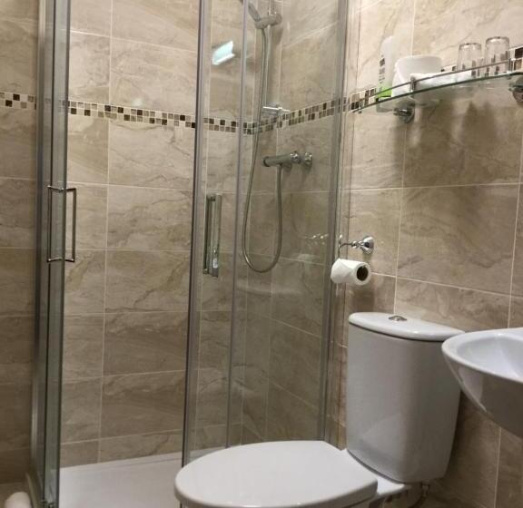 اتاق استاندارد, Ryan's River Lodge B&b