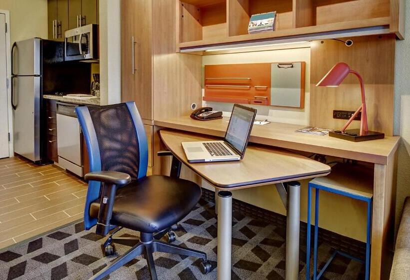 Студио Стандарт Кровать Кинг, Towneplace Suites Oklahoma City Airport