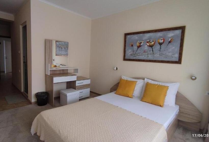 Апартаменты 1 Спальня, Guest House Marina