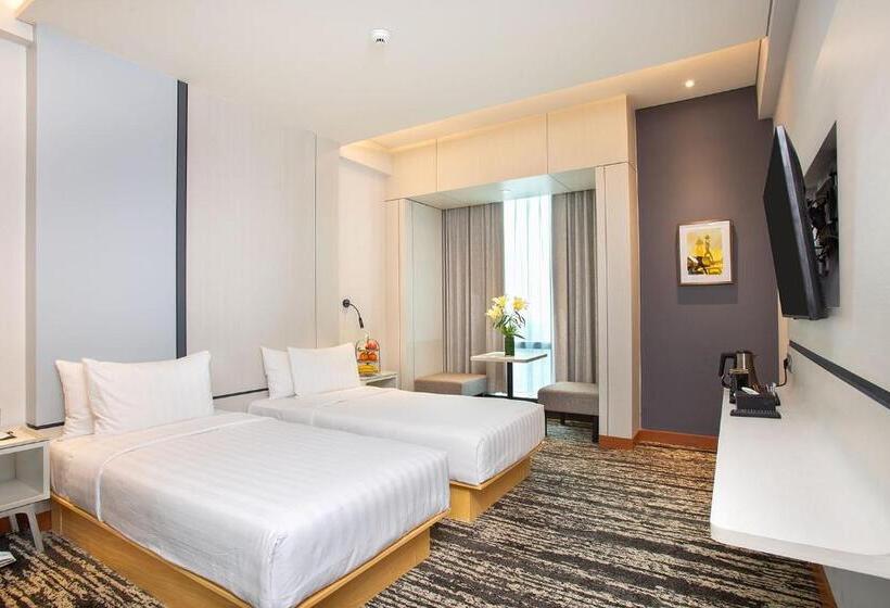 Номер Deluxe Вид на Город, The 1o1 Jakarta Airport Cbc
