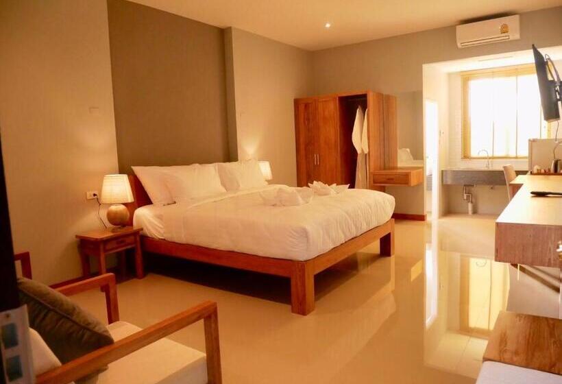 Стандартный Номер Кровать Кинг, Look At Home Lamphun