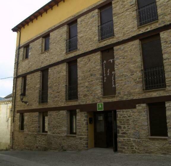 Номер Стандарт, Albergue Rural L Almada De Yebra