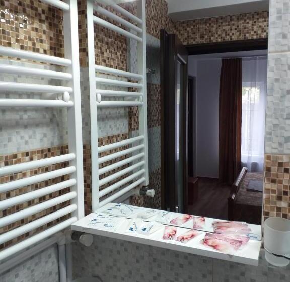 اتاق خانوادگی, Vila Mercury Mamaia Nord