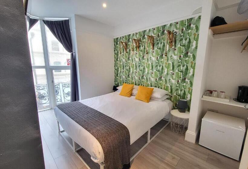 Номер Стандарт Вид на Море с Балконом, Saltwater Guest House