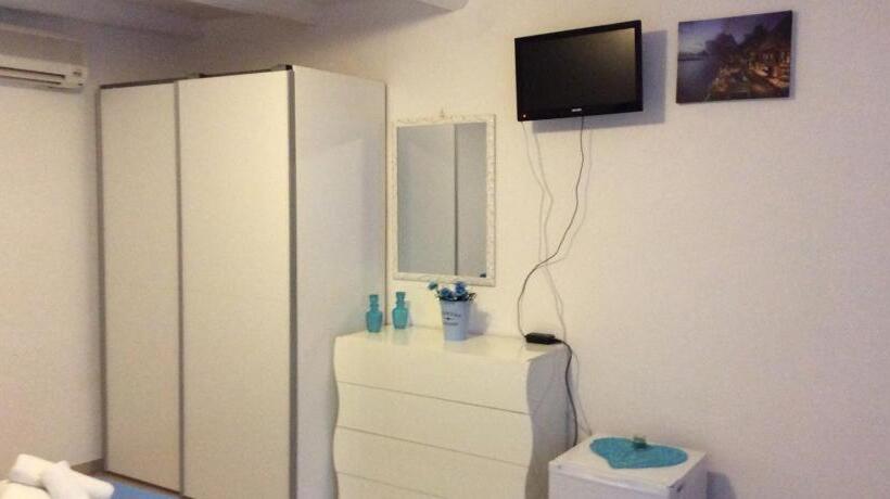 اتاق استاندارد با چشم‌انداز باغ, Residence Rosa Blu