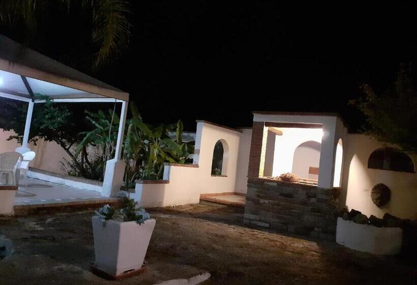 اتاق استاندارد با چشم‌انداز باغ, Residence Rosa Blu
