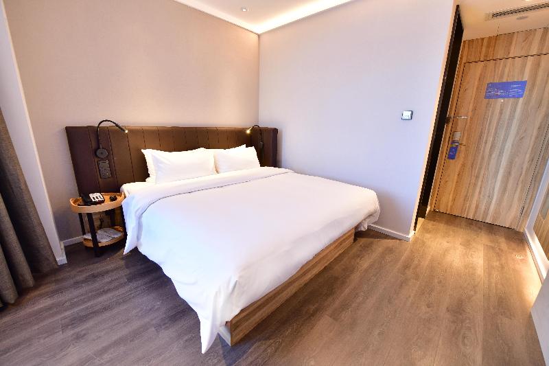 Номер Superior, Hanting Express Beijing Workers  Stadium