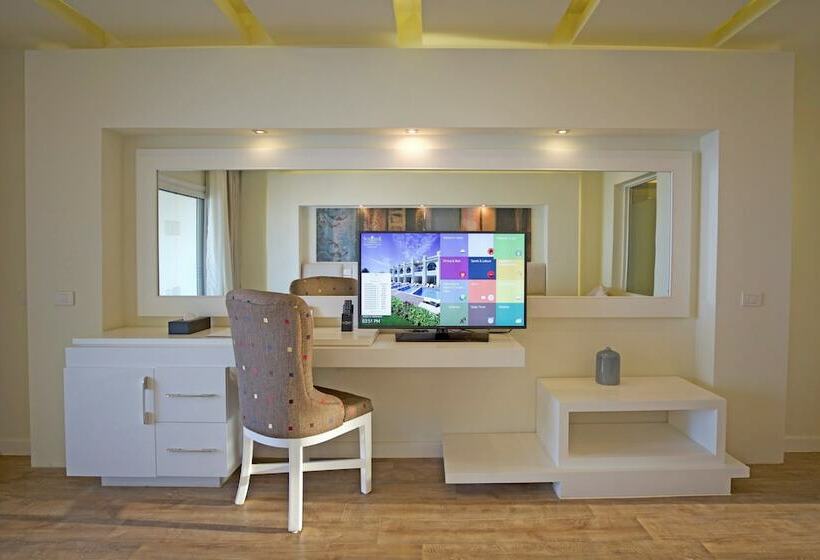 سوییت لوکس, Sunrise Montemare Resort Grand Select