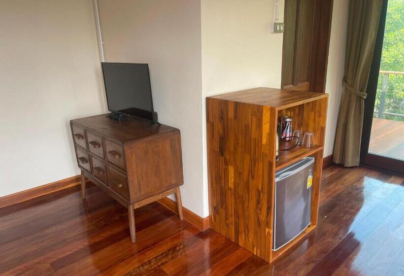 اتاق استاندارد با تخت بزرگ, Banmai87 Guest House บ้านไม้87 เกสต์เฮ้าส์