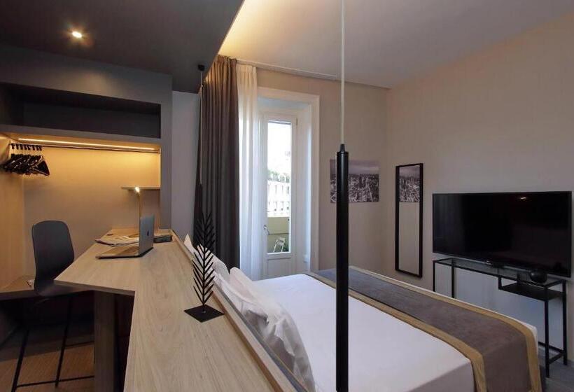 Comfort room with balcony, Vico Fashion District