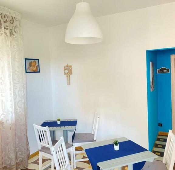 اتاق لوکس, Villa Del Mare