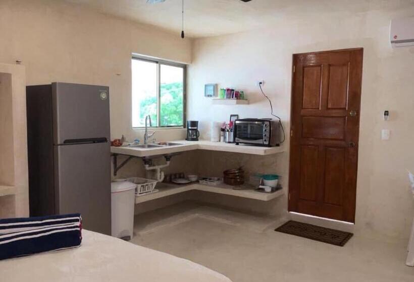 استودیوی استاندارد, Villas Chukum