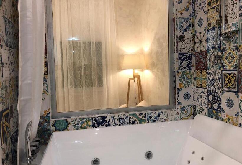 Standard Room with Hidromassage Sea View, B&b Blu Infinito