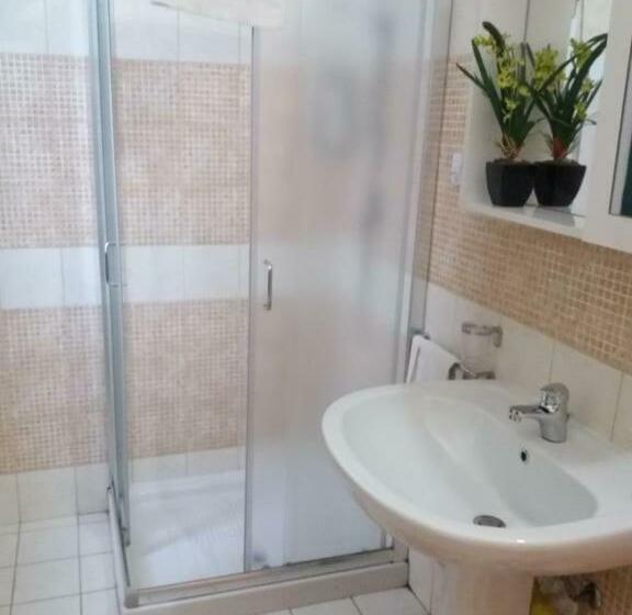 اتاق استاندارد, B&b Green Stazione Centrale