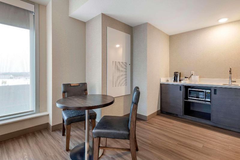 اتاق لوکس, La Mejor Hotel & Sky Bar