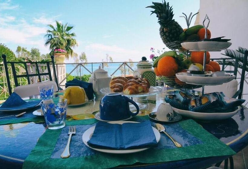 اتاق استاندارد با چشم‌انداز باغ, B&b L Orizzonte