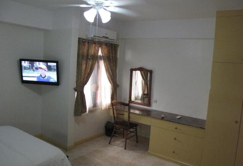 اتاق لوکس, Makati Suites At Travelers Inn
