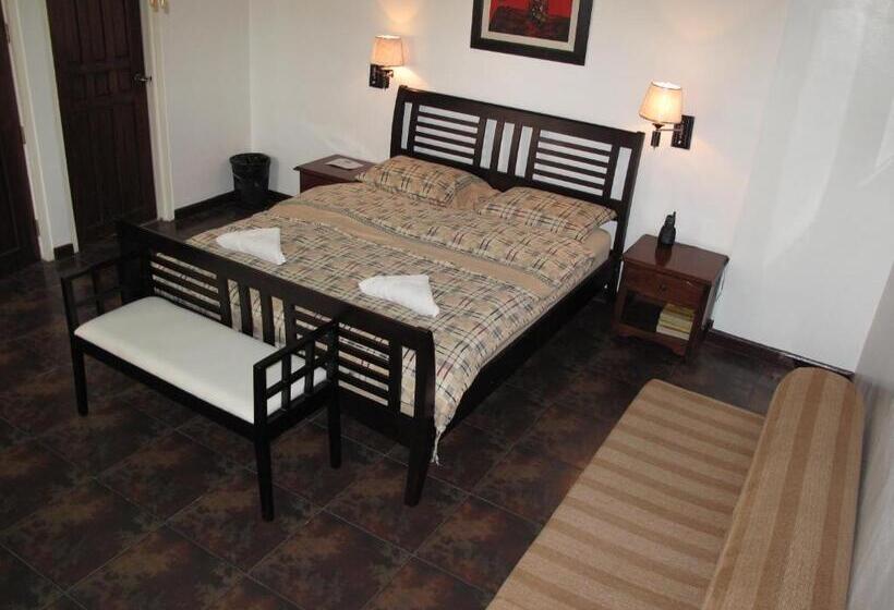 آپارتمان لوکس 1 خوابه, Makati Suites At Travelers Inn