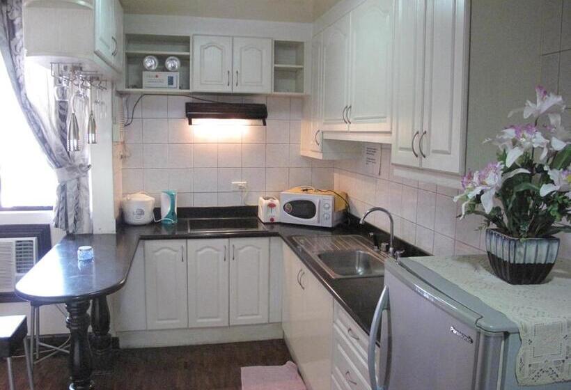 آپارتمان لوکس 1 خوابه, Makati Suites At Travelers Inn