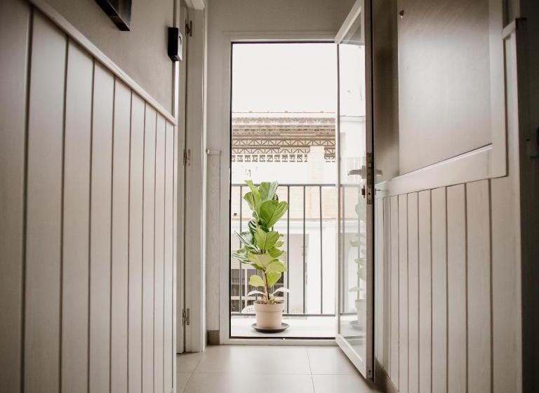Habitación Triple Estándar, Pensión Mastil 16