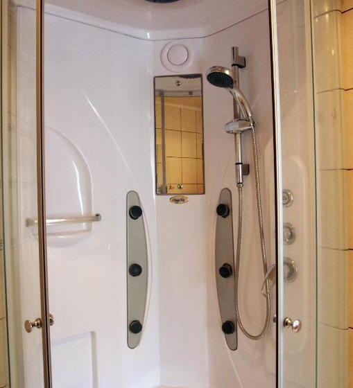 اتاق لوکس, Apartamentai Viktorija