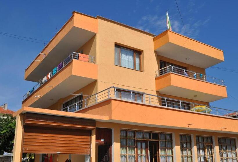 Студио Стандарт Вид на Море с Балконом, Ivanka Guest House