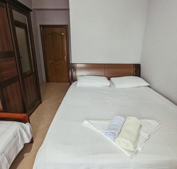 اتاق استاندارد سه نفره, Vila Vadeha