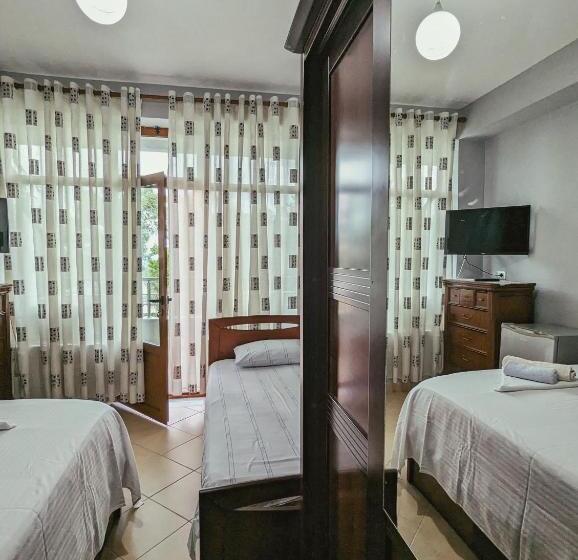 اتاق استاندارد سه نفره, Vila Vadeha