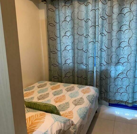 1 Bedroom Apartment Pool View, Wind And Sea At Sea Residences
