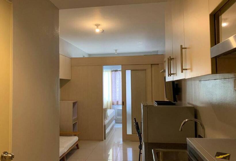 2 Bedroom Apartment, Wind And Sea At Sea Residences