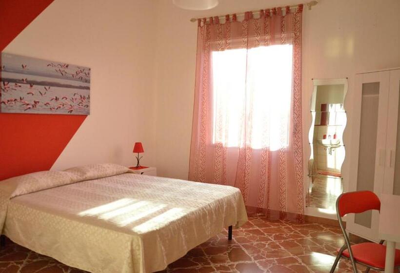اتاق استاندارد سه نفره, Il Fenicottero B&b