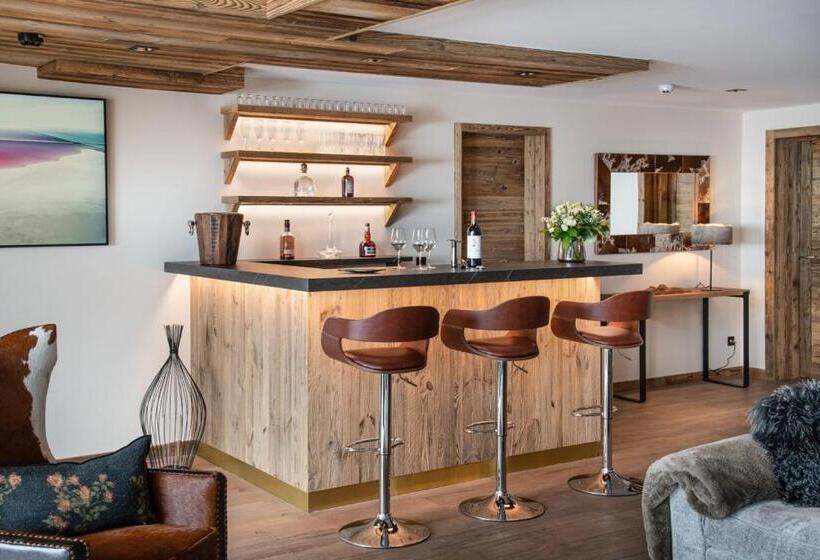 Апартаменты Superior 1 Спальня, Manali Lodge By Alpine Resorts