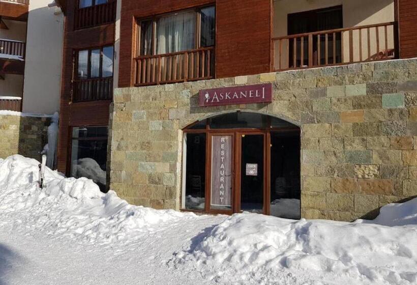 سوییت, New Gudauri Loft 2   Mountain Harmony, Quiet & Cosy Place Next To Main Lift