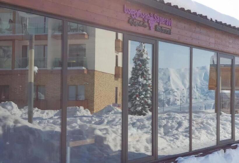 سوییت, New Gudauri Loft 2   Mountain Harmony, Quiet & Cosy Place Next To Main Lift
