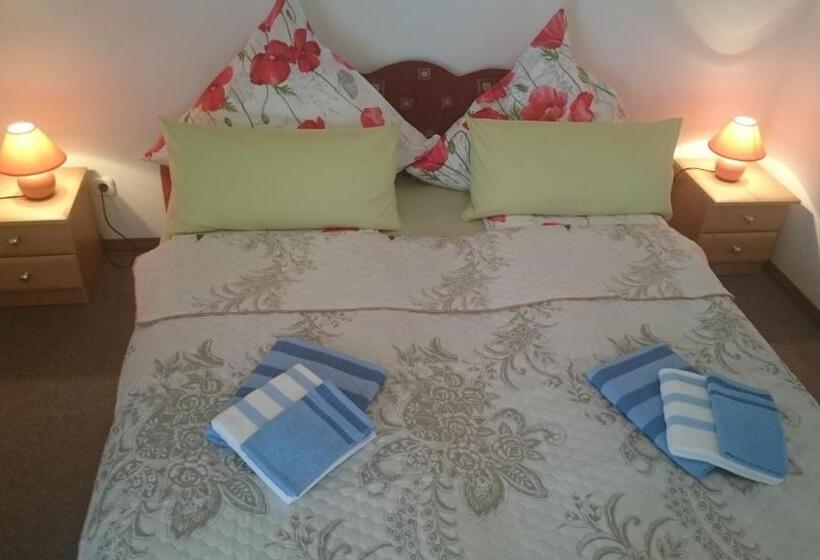 اتاق استاندارد, Natalie Appartment