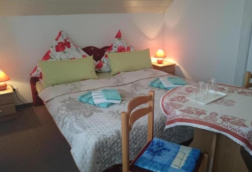 اتاق استاندارد, Natalie Appartment