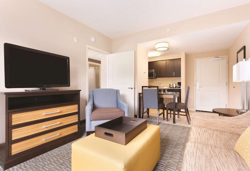 Люкс, Homewood Suites Atlanta Airport North