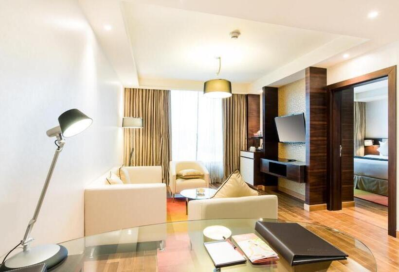 套房, Howard Johnson By Wyndham, Hebbal, Bengaluru