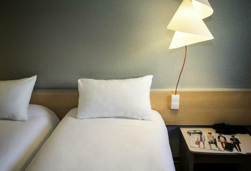 Номер Стандарт, Ibis Sofia Airport