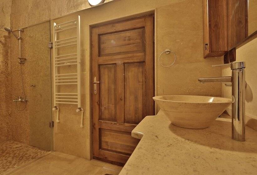 3-Bett-Standardzimmer, View Cave