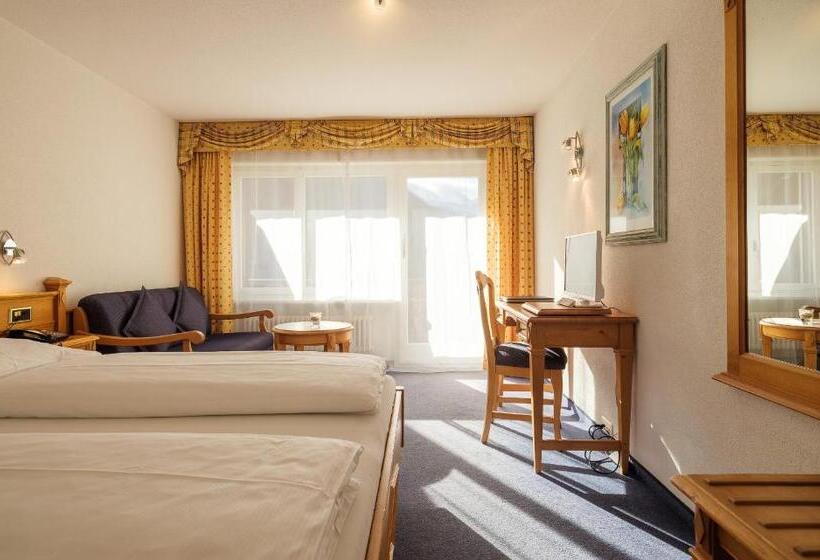 Номер Deluxe с Балконом, Walliserhof