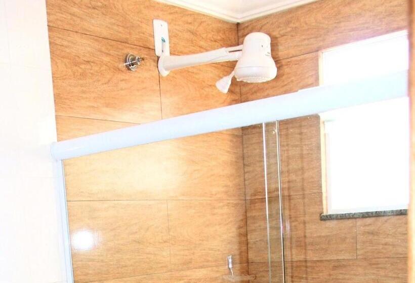 Quarto Triplo Estandar, Santo Afonso