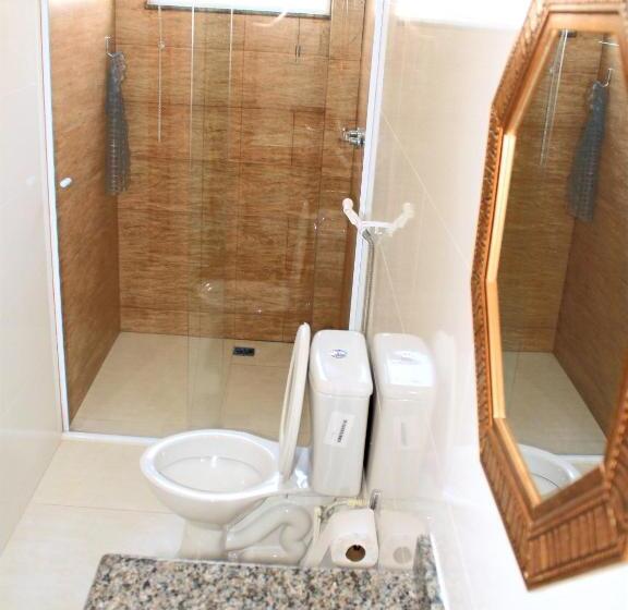 Quarto Triplo Estandar, Santo Afonso